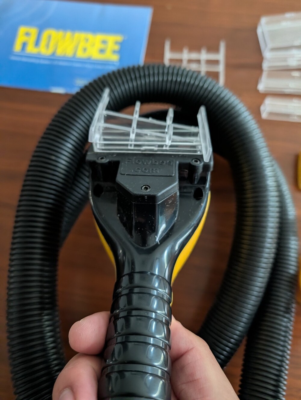 Flowbee Home Haircutting System Clipper Head & Hose With Accessories Pre Owned - Picture 5 of 11